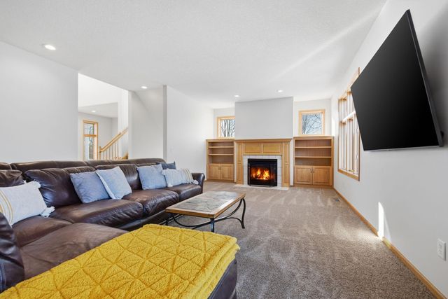 5135 Country Circle, Loretto, MN 55357