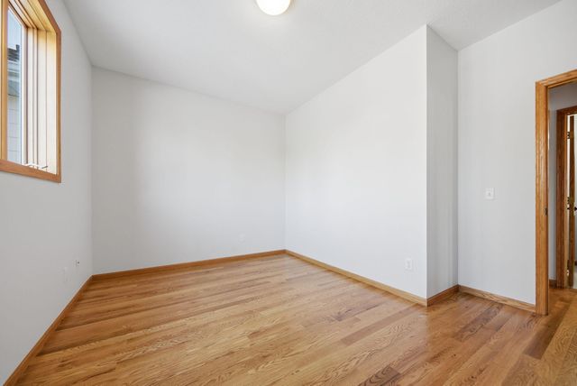 5135 Country Circle, Loretto, MN 55357