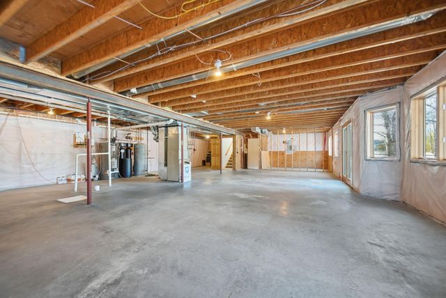 5135 Country Circle, Loretto, MN 55357