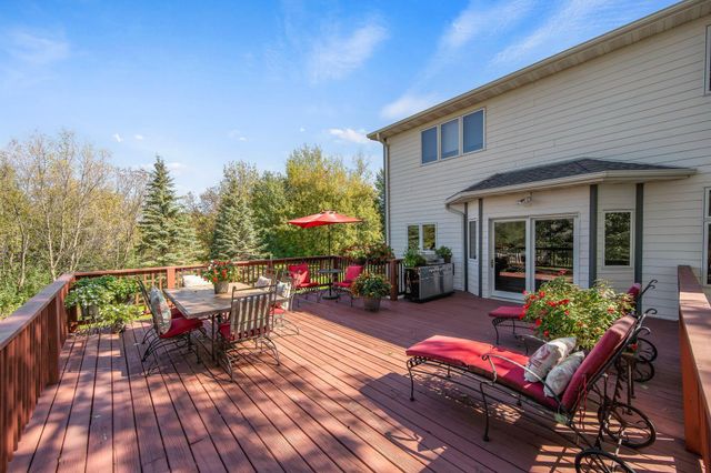 5135 Country Circle, Loretto, MN 55357