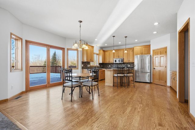 5135 Country Circle, Loretto, MN 55357