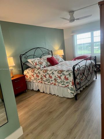 2500 NE 48th Ln 607, Fort Lauderdale, FL 33308