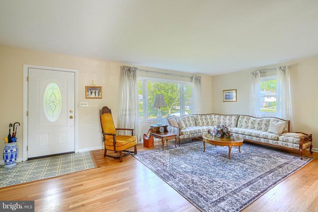 815 BRANFORD CIR, Lutherville Timonium, MD 21093