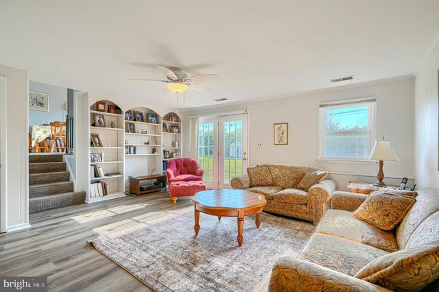 815 BRANFORD CIR, Lutherville Timonium, MD 21093
