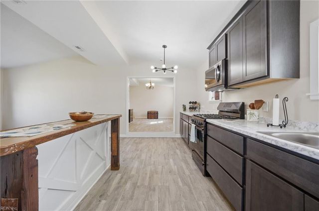 5009 Whitman LN, Virginia Beach, VA 23455