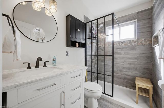 5009 Whitman LN, Virginia Beach, VA 23455