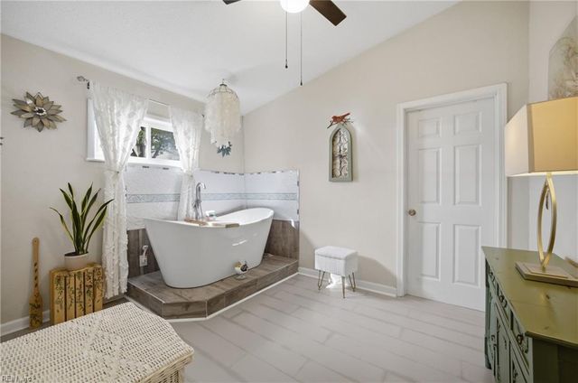 5009 Whitman LN, Virginia Beach, VA 23455