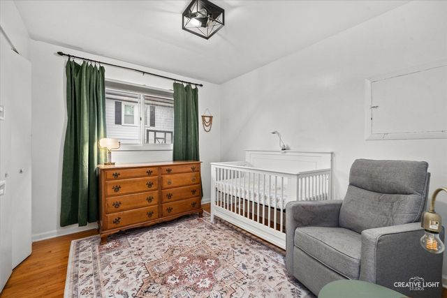 1022 E Jefferson Avenue, Wheaton, IL 60187