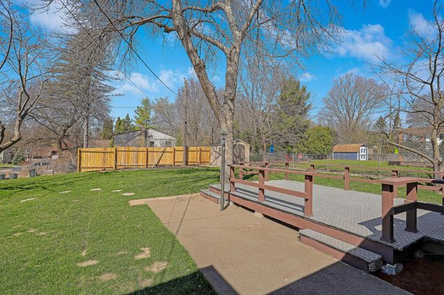 2930 Bay Street, Minnetonka, MN 55391