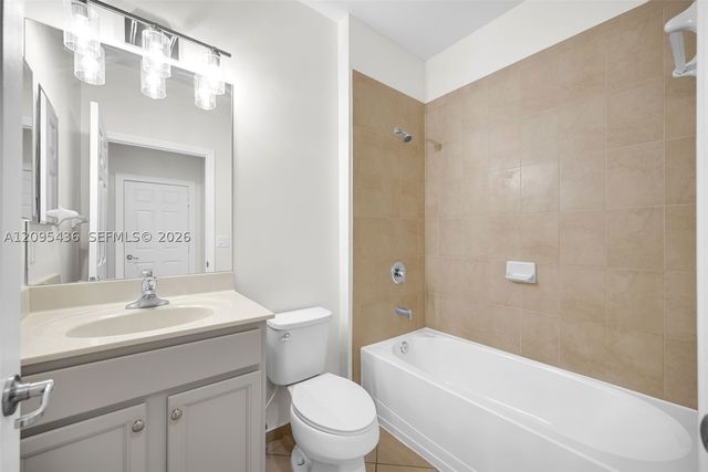 11815 SW 236th St, Homestead, FL 33032