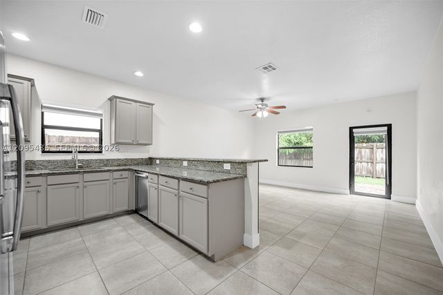 11815 SW 236th St, Homestead, FL 33032