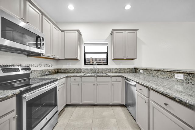 11815 SW 236th St, Homestead, FL 33032