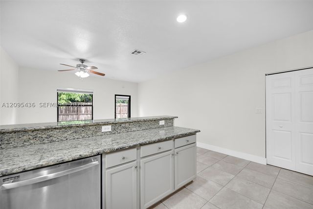 11815 SW 236th St, Homestead, FL 33032