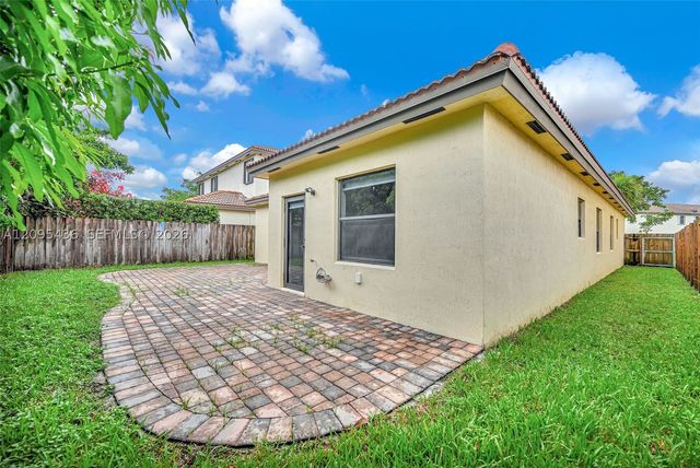 11815 SW 236th St, Homestead, FL 33032