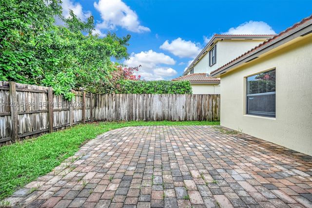 11815 SW 236th St, Homestead, FL 33032