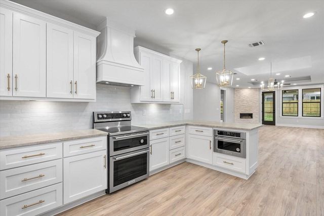 911 Augusta Drive, Lufkin, TX 75901