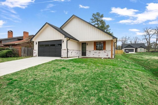 911 Augusta Drive, Lufkin, TX 75901