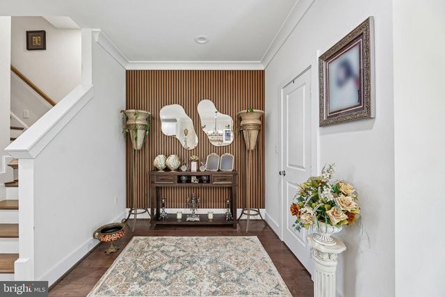 2865 LOWEN VALLEY RD, Alexandria, VA 22303