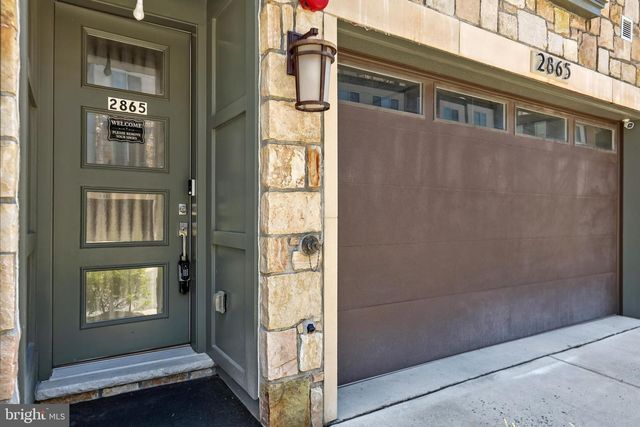 2865 LOWEN VALLEY RD, Alexandria, VA 22303