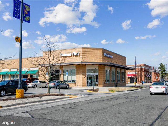 2865 LOWEN VALLEY RD, Alexandria, VA 22303