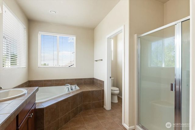 6908 288th Street NW, Stanwood, WA 98292
