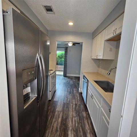 3931 N Garland Avenue 4, Garland, TX 75040