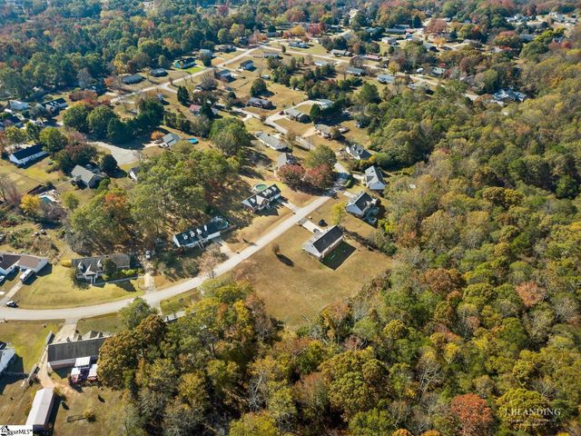 416 Woodfield Drive, Piedmont, SC 29673