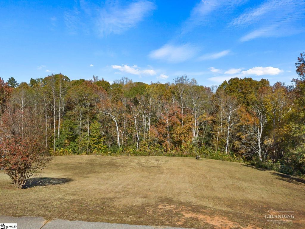 416 Woodfield Drive, Piedmont, SC 29673