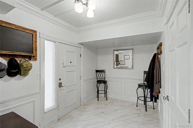 45 W Pondfield Road LL2, Bronxville, NY 10708