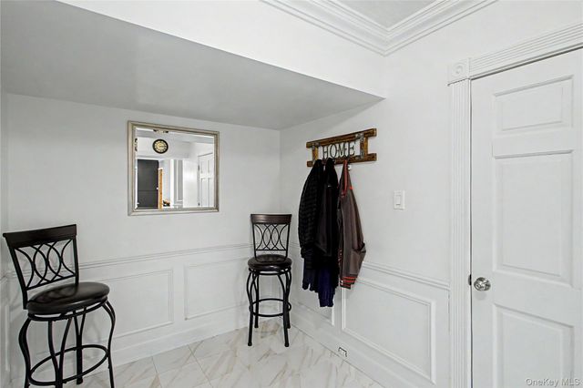 45 W Pondfield Road LL2, Bronxville, NY 10708
