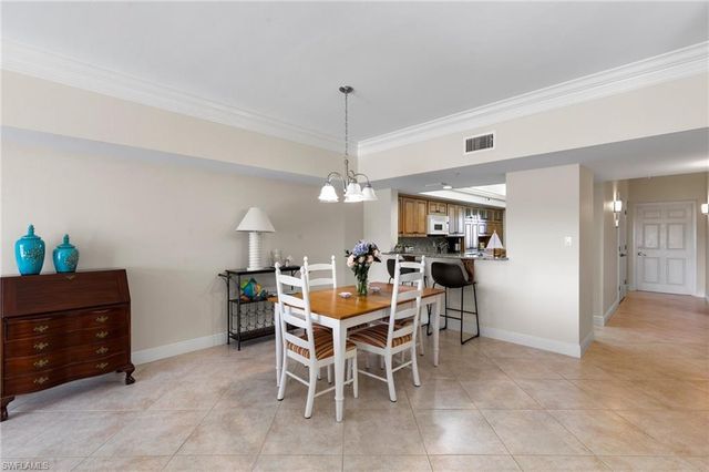 907 Panama CT # 303, Marco Island, FL 34145