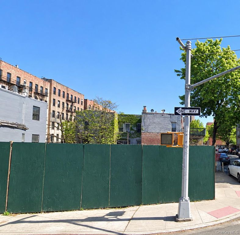 749 E 183rd Street, Bronx, NY 10458 — exterior