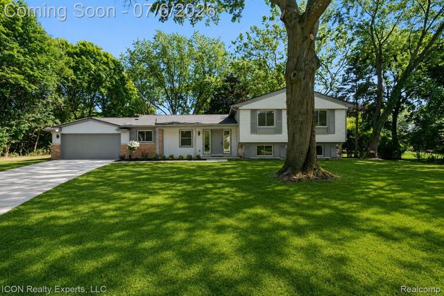4089 Aberdeen Court, West Bloomfield Charter Township, MI 48323