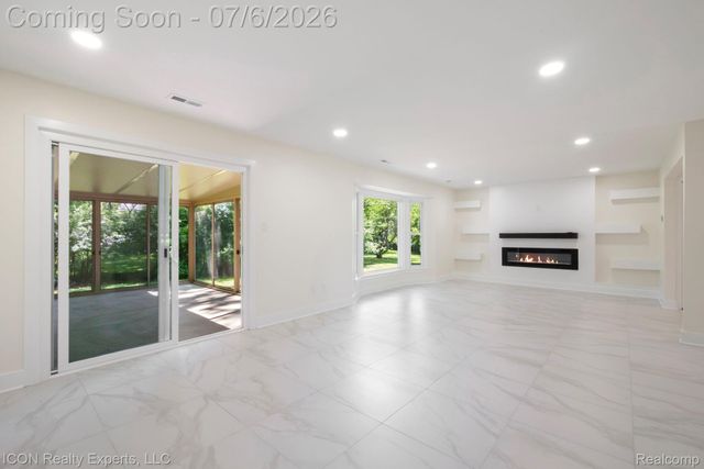 4089 Aberdeen Court, West Bloomfield Charter Township, MI 48323