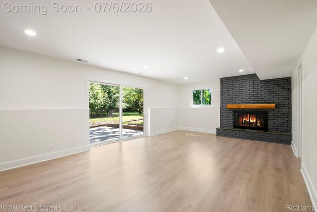 4089 Aberdeen Court, West Bloomfield Charter Township, MI 48323