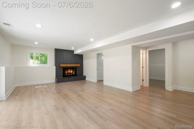 4089 Aberdeen Court, West Bloomfield Charter Township, MI 48323