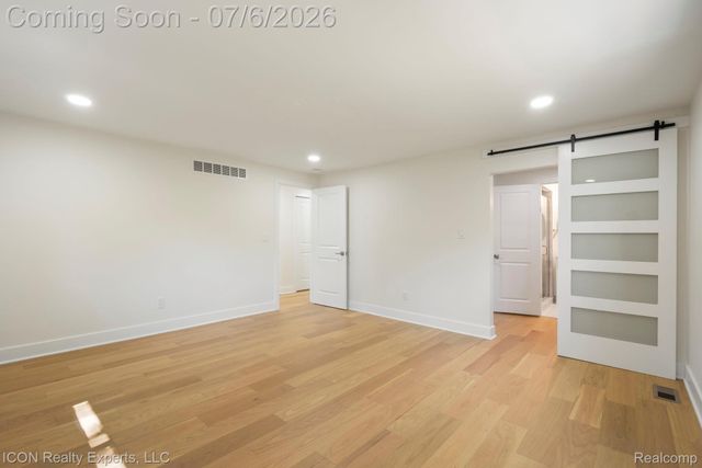 4089 Aberdeen Court, West Bloomfield Charter Township, MI 48323