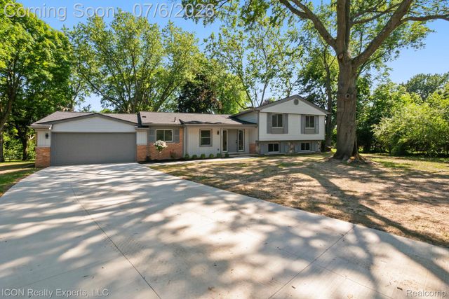 4089 Aberdeen Court, West Bloomfield Charter Township, MI 48323