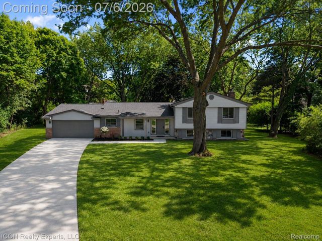 4089 Aberdeen Court, West Bloomfield Charter Township, MI 48323