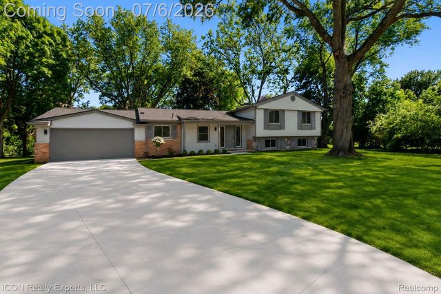 4089 Aberdeen Court, West Bloomfield Charter Township, MI 48323