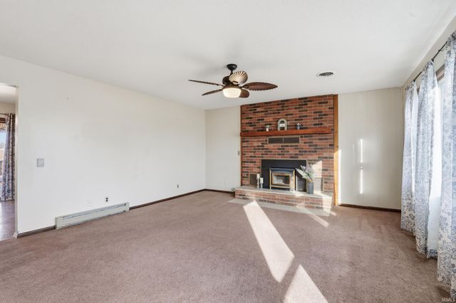 2394 County Road 27, Waterloo, IN 46793