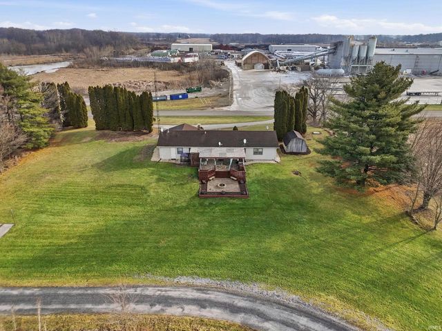 2394 County Road 27, Waterloo, IN 46793