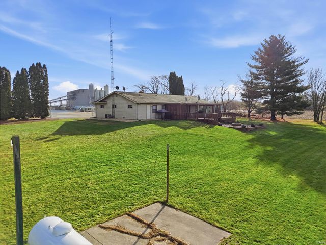 2394 County Road 27, Waterloo, IN 46793
