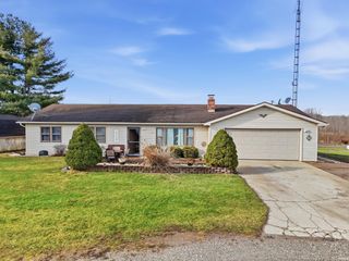 2394 County Road 27, Waterloo, IN 46793