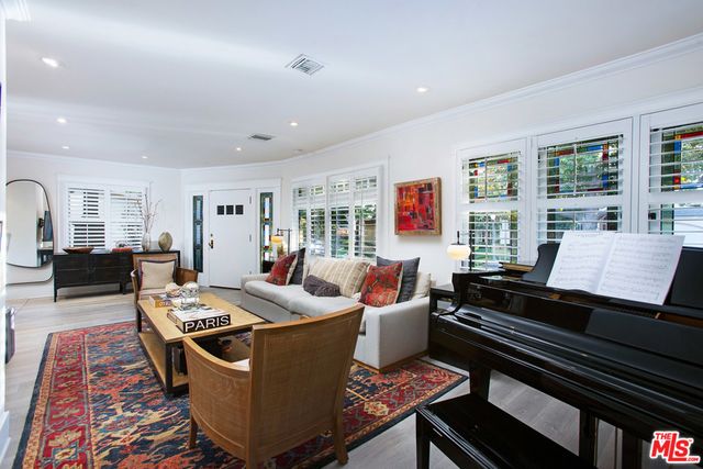 1338 N Genesee Avenue, Los Angeles, CA 90046