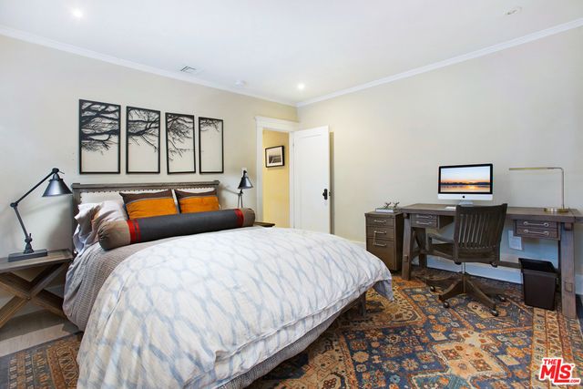 1338 N Genesee Avenue, Los Angeles, CA 90046