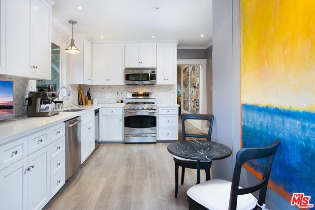 1338 N Genesee Avenue, Los Angeles, CA 90046