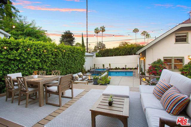 1338 N Genesee Avenue, Los Angeles, CA 90046