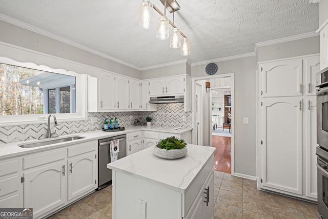 3402 Johnson Ferry Road, Roswell, GA 30075