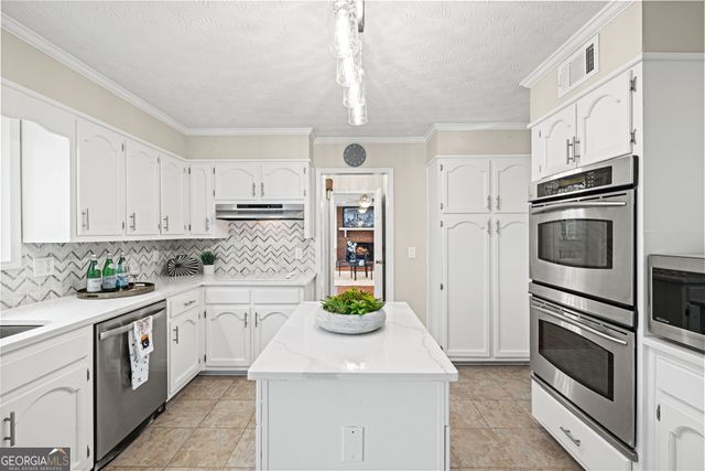 3402 Johnson Ferry Road, Roswell, GA 30075